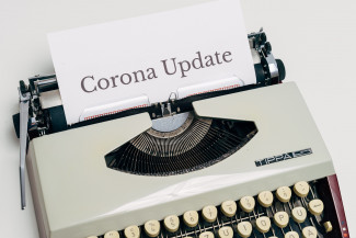 Schreibmaschine mit Corona-Update